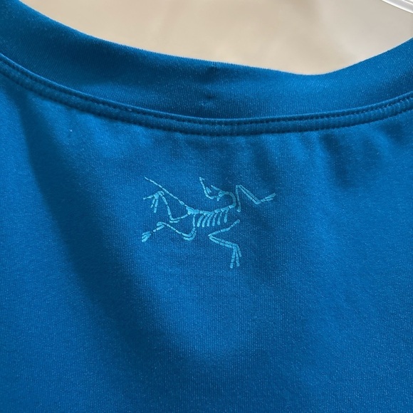 Arcteryx Soltera blue sleeveless athletic vneck tank dress Size Small - Picture 4 of 4